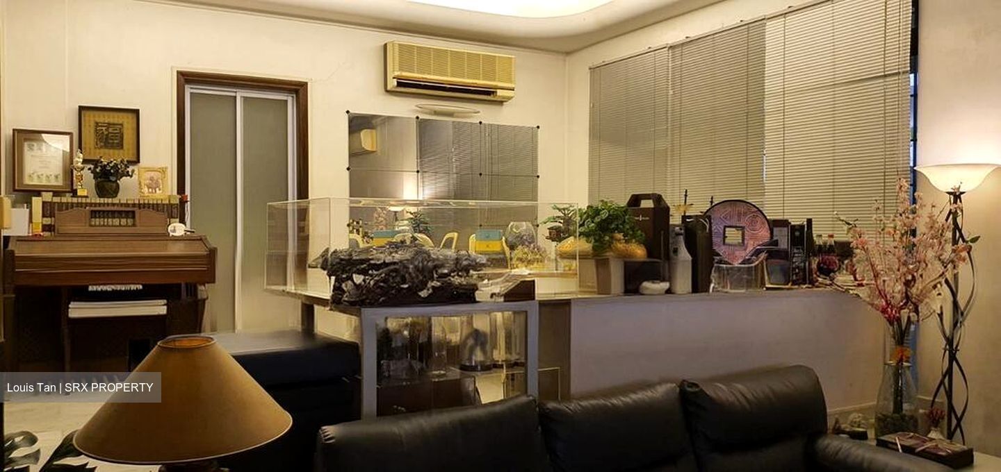 Bedok Pesari (D16), Terrace #502840791